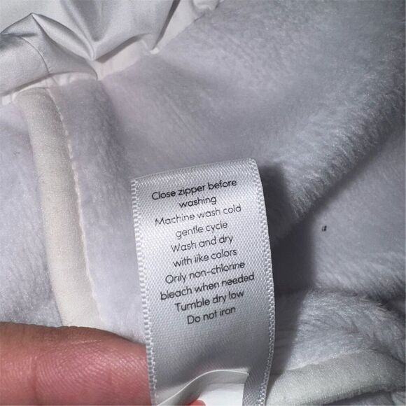 Athleta White Fjord Hybrid Lined Jacket Size S Full Zip Quilted Athletic Sporty - Picture 10 of 14